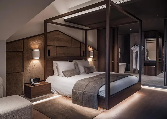 Hotel: Yona Ex Le Parc Hotel